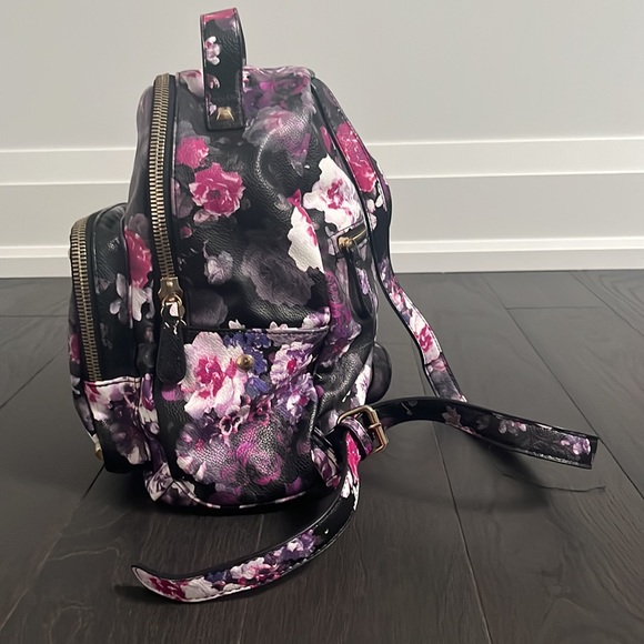 Floral purple mini backpack - Picture 2 of 5